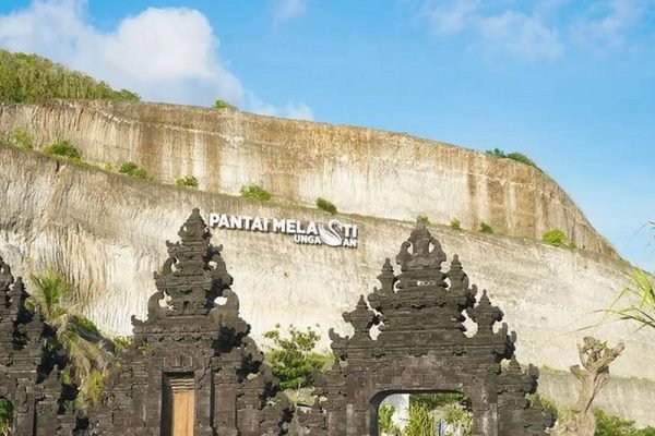 pantai-melasti-objek-wisata